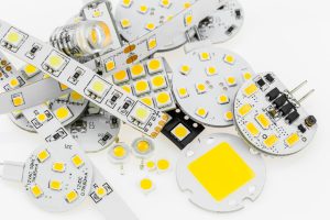 High-efficiency SMD LEDs for lighting and electronic applications