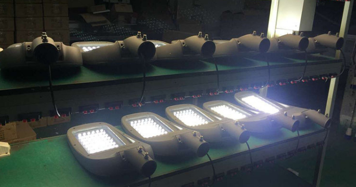 street light The image shows SL9 series street light of China QUEENDOM Company.